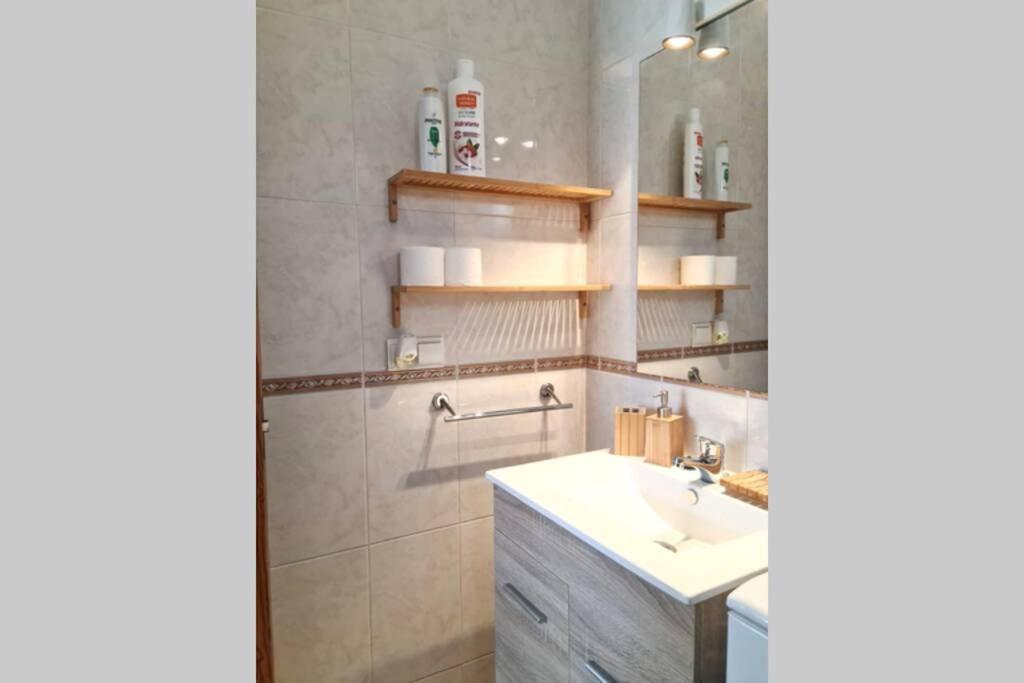 Apartmán Calmahouse Carihuela Torremolinos Exteriér fotografie